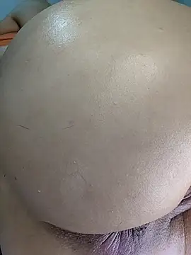 Snapshot of estrella_tasty chatting on March 2026 08:19:01 AM estrella tasty online show from March 2026 08:19:01 AM