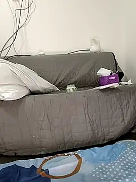 Snapshot of estrella_tasty chatting on March 2026 02:01:02 AM estrella tasty online show from March 2026 02:01:02 AM