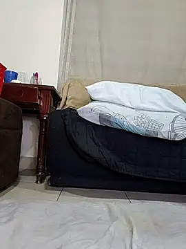 Snapshot of estrella_tasty chatting on September 2025 01:45:02 AM estrella tasty online show from September 2025 01:45:02 AM