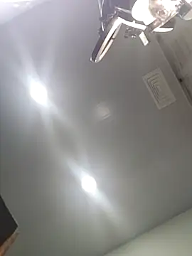 Snapshot of estrella_tasty chatting on April 2026 03:57:01 AM estrella tasty online show from April 2026 03:57:01 AM