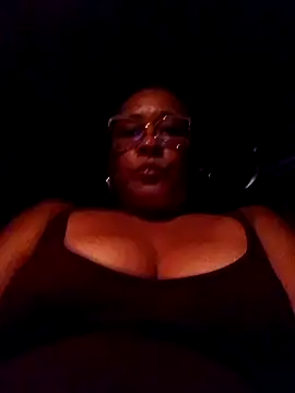 Tits  sweet online show from November 2025 12:15:01 AM