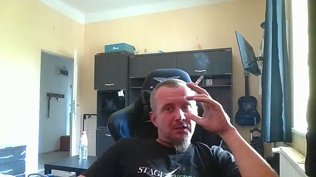MrWhitePL online show from June 2026 03:11:02 PM