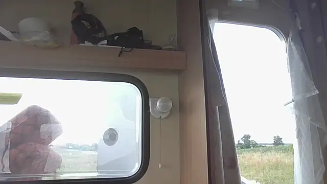 MrWhitePL online show from July 2026 04:26:02 PM