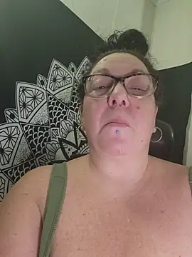 Miss Phat Booty online show from December 2025 03:42:01 AM