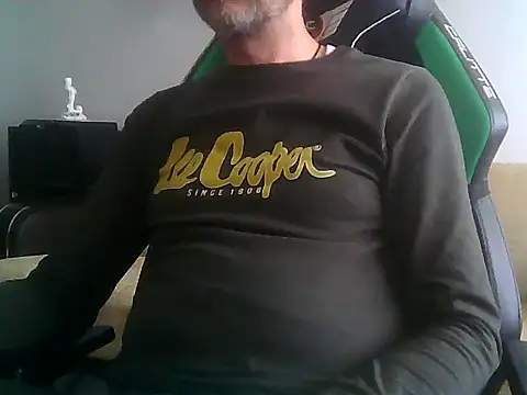 Snapshot of boran34 chatting on May 2026 03:48:02 PM boran34 online show from May 2026 03:48:02 PM