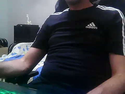 Snapshot of boran34 chatting on May 2026 09:04:02 PM boran34 online show from May 2026 09:04:02 PM