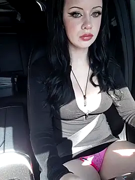 EVILYN online show from March 2026 05:55:02 PM