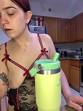joeystaciee online show from May 2026 10:26:01 PM