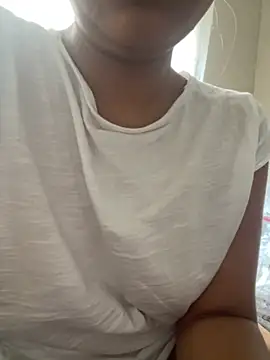 Aestheticsgirl online show from November 2025 01:33:02 PM