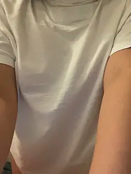 Aestheticsgirl online show from February 2026 10:53:01 PM