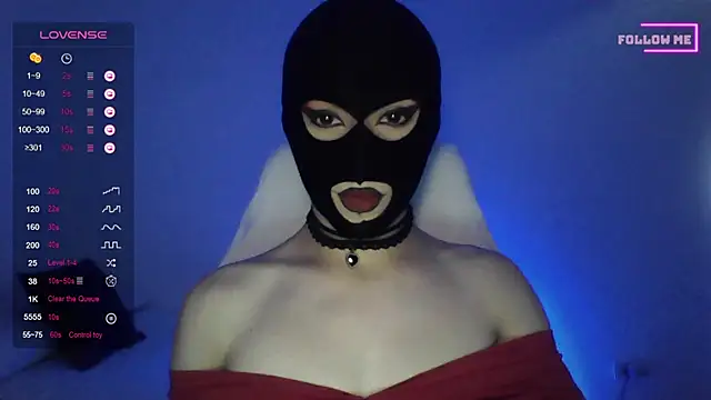Snapshot of Bigfemblue chatting on October 2025 04:07:02 PM Bigfemblue online show from October 2025 04:07:02 PM