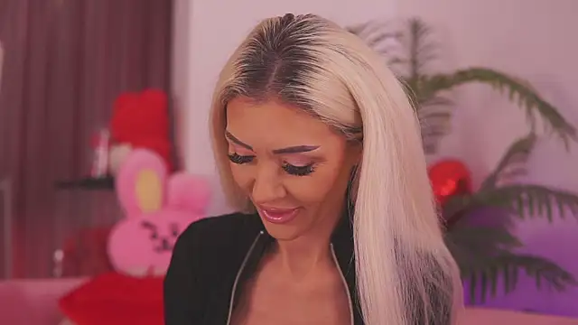 fallingangel online show from November 2025 08:08:01 AM