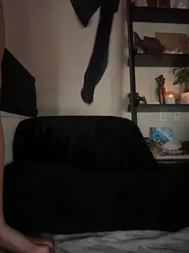 Amanita Bloom online show from March 2026 02:53:01 AM