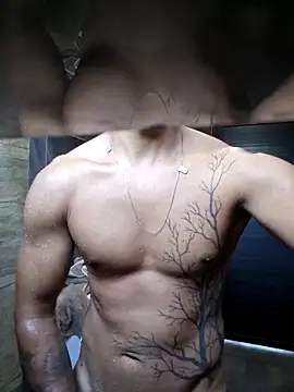 lucas souza21 online show from March 2025 07:32:01 PM