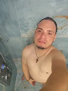 latinoflpr online show from December 2025 03:01:02 AM