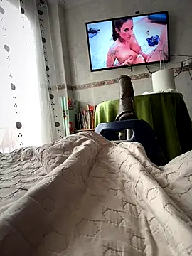 Snapshot of pinkgirls18 chatting on December 2025 01:02:02 PM pinkgirls18 online show from December 2025 01:02:02 PM