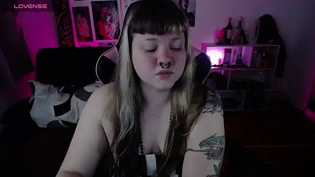 Bdsm and fries online show from June 2026 03:01:01 PM