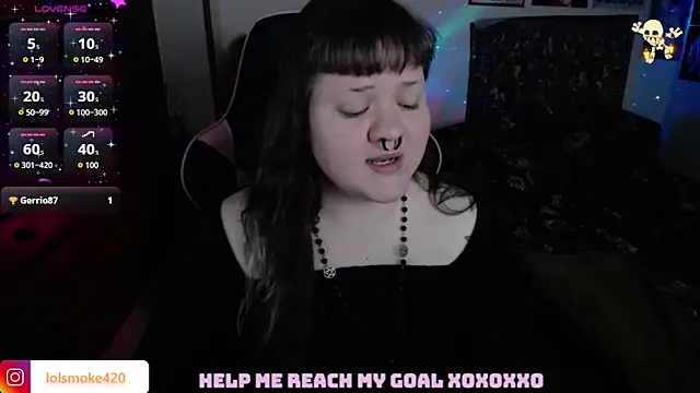 Snapshot of Bdsm_and_fries chatting on November 2025 10:58:02 PM Bdsm and fries online show from November 2025 10:58:02 PM