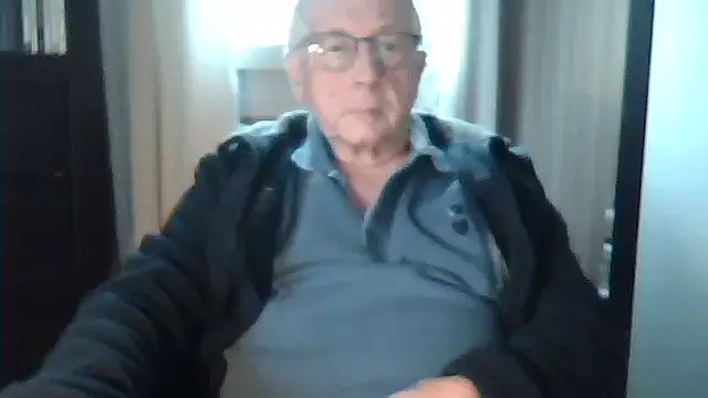 johnjohn622662 online show from January 2026 03:08:01 PM