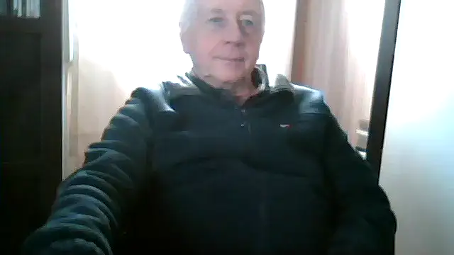 johnjohn622662 online show from February 2026 02:26:02 PM