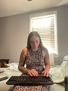 jaseyrae online show from October 2025 02:38:01 PM