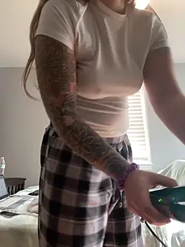 jaseyrae online show from November 2025 05:27:02 PM