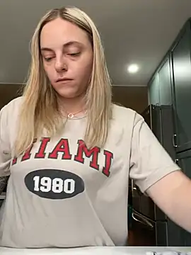 jaseyrae online show from June 2026 04:48:01 PM