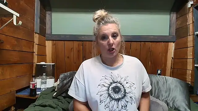 lisaxlovexxx online show from May 2026 05:30:01 PM