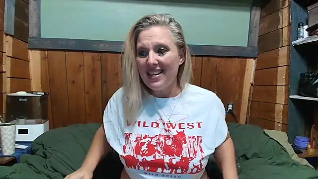 lisaxlovexxx online show from April 2026 01:43:01 AM