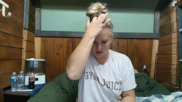 Snapshot of lisaxlovexxx chatting on February 2026 02:13:01 AM lisaxlovexxx online show from February 2026 02:13:01 AM