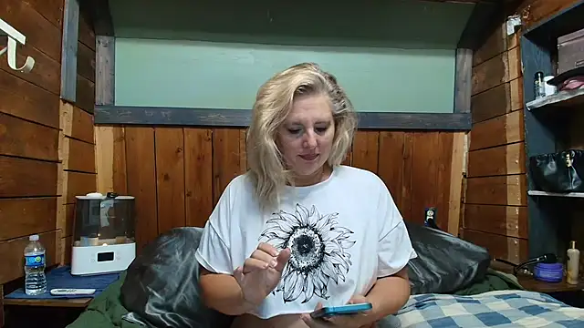 lisaxlovexxx online show from March 2026 03:22:01 PM