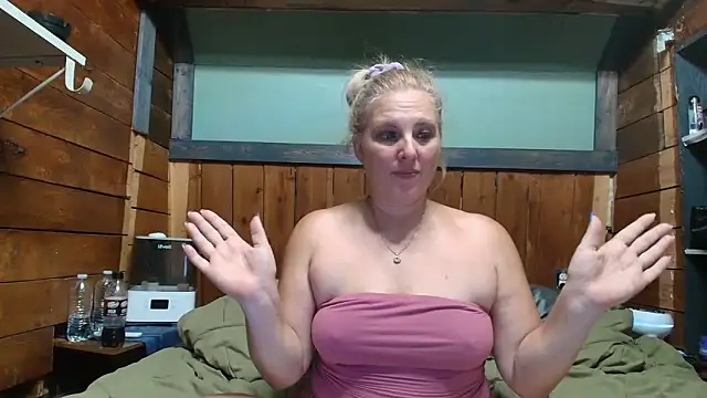 Snapshot of lisaxlovexxx chatting on June 2026 03:36:01 AM lisaxlovexxx online show from June 2026 03:36:01 AM