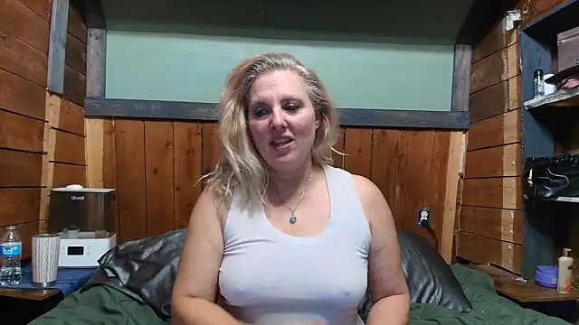 lisaxlovexxx online show from April 2026 03:13:01 AM