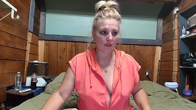 Snapshot of lisaxlovexxx chatting on June 2026 12:54:02 AM lisaxlovexxx online show from June 2026 12:54:02 AM