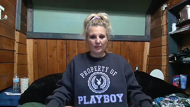 Snapshot of lisaxlovexxx chatting on January 2026 07:20:02 PM lisaxlovexxx online show from January 2026 07:20:02 PM