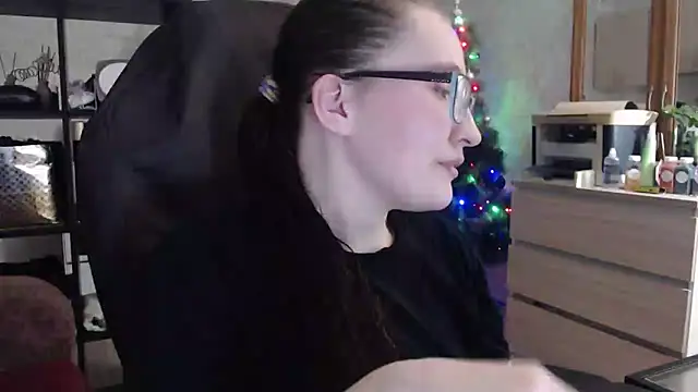 Snapshot of AnKey_Rayah chatting on February 2025 03:59:02 PM AnKey Rayah online show from February 2025 03:59:02 PM