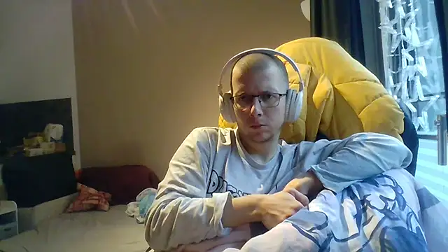 Snapshot of David250692 chatting on November 2025 09:31:01 AM David250692 online show from November 2025 09:31:01 AM