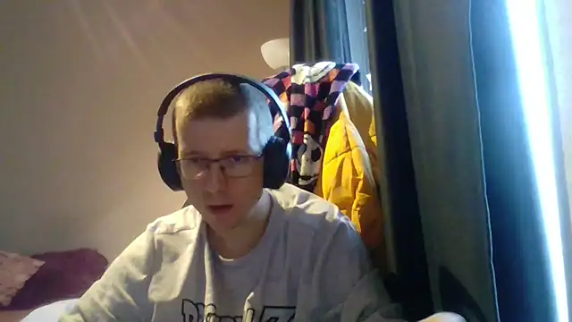 David250692 online show from December 2025 01:04:02 PM