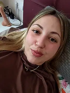 Snapshot of sofiabichota chatting on April 2026 10:50:02 AM sofiabichota online show from April 2026 10:50:02 AM
