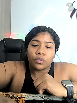 paola091 online show from October 2025 11:35:01 PM