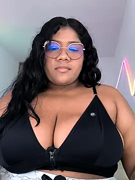 paola091 online show from April 2026 08:00:01 PM