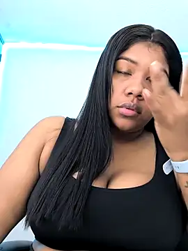 paola091 online show from March 2025 12:11:02 PM