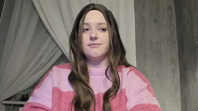 Sophia Edwards online show from December 2024 08:22:02 PM