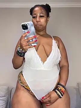 CurvyDesire1 online show from June 2026 02:45:02 AM