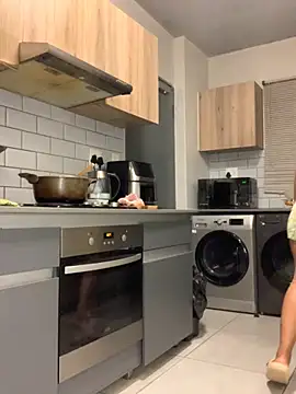 Snapshot of CurvyDesire1 chatting on November 2025 04:55:02 PM CurvyDesire1 online show from November 2025 04:55:02 PM