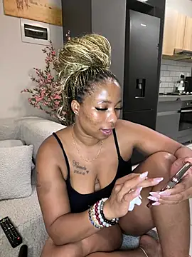 CurvyDesire1 online show from February 2026 09:36:01 PM