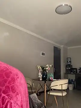 CurvyDesire1 online show from April 2026 09:39:33 PM