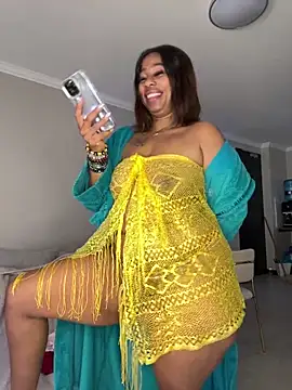 CurvyDesire1 online show from May 2026 07:28:01 AM
