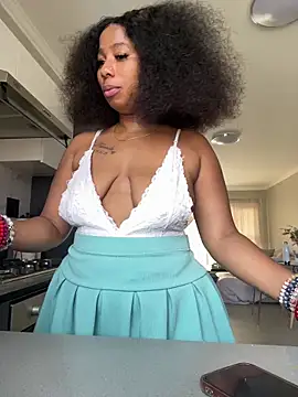 CurvyDesire1 online show from April 2026 07:26:02 AM