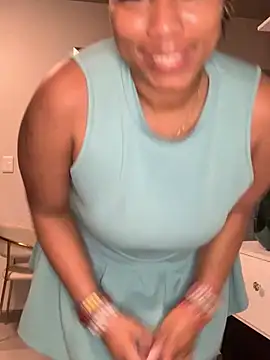 CurvyDesire1 online show from February 2026 10:38:01 PM